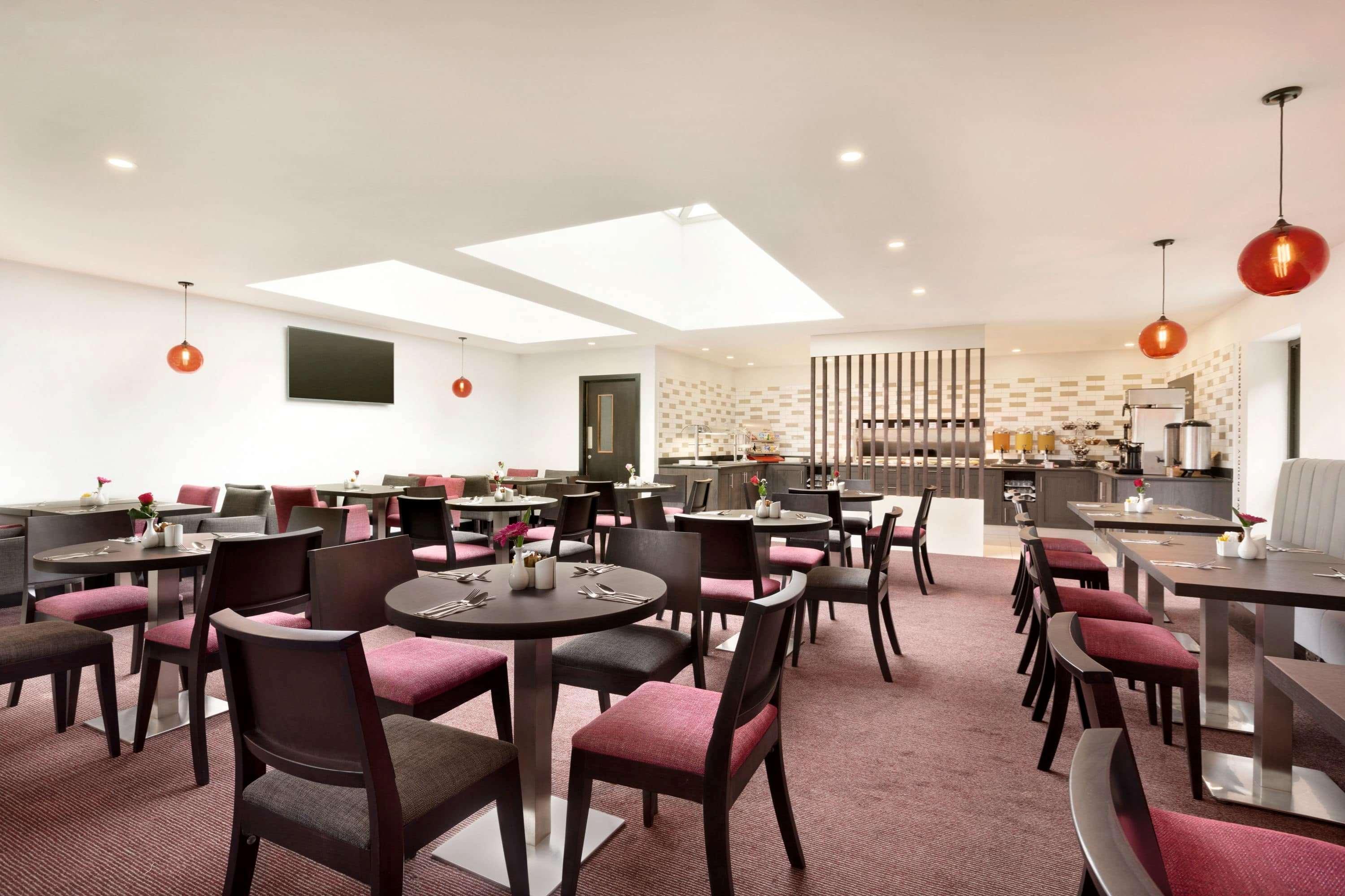 Ramada Bristol West Hotel Easton in Gordano Exterior photo