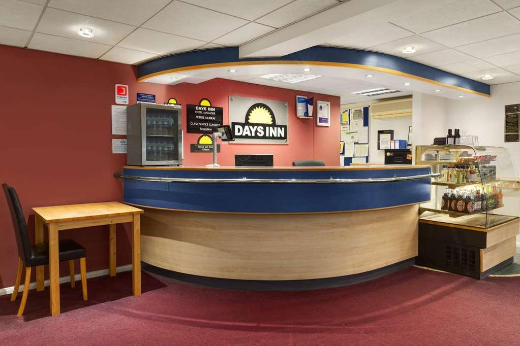 Ramada Bristol West Hotel Easton in Gordano Interior photo