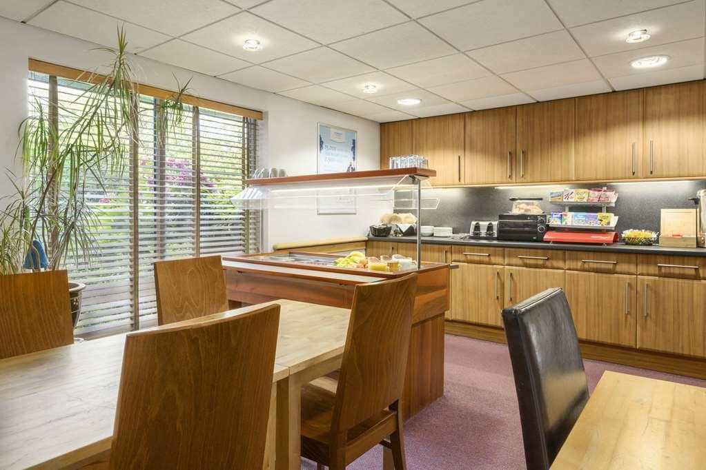 Ramada Bristol West Hotel Easton in Gordano Facilities photo